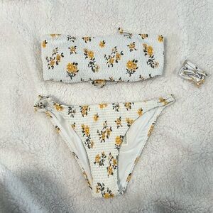Hollister Swims